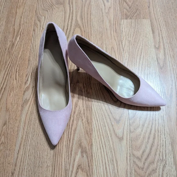 Women's JustFab Khloy Pink Suede Pumps Size 8.5 - Picture 2 of 4